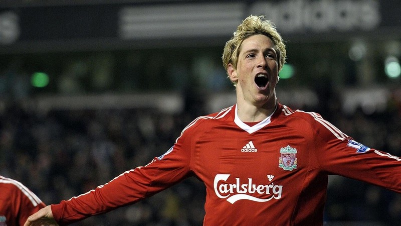 Torres cũng mang dáng vẻ của thư sinh hơn là một cầu thủ bóng đá