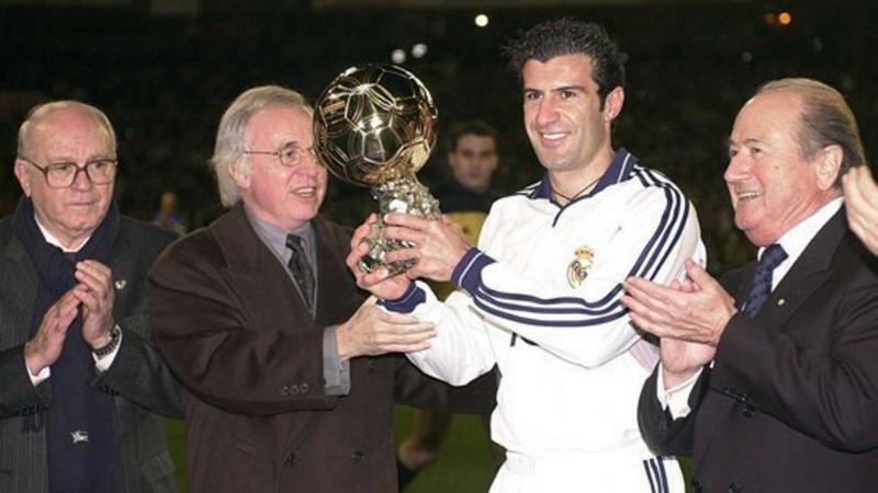 Quả bóng vàng 2000 thuộc về Luis Figo